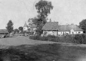 1930-і (?) рр. Центр села з церквою