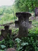 Хрест 4 біля давньоруської церкви