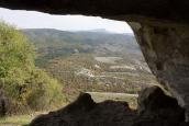 Вид з печери на долину