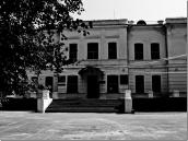 Головний фасад