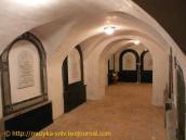 2008 р. Власне склеп