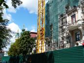 Будівництво додаткових поверхів над…