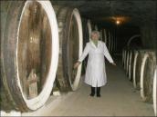 Діжки у підвалі