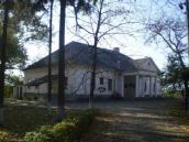 Садиба родини Перені