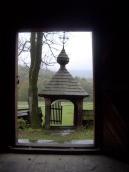 Вид з бабинця на вхідну браму