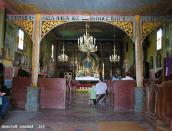 Інтер’єр з видом на іконостас