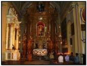 Костел. Інтер’єр з видом на головний…