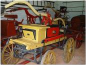 Віз з пожежною помпою