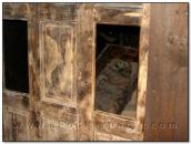 Крипта з гробами