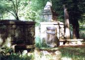 Воєнний цвинтар № 121