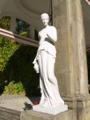 [2006 р.] Паркова скульптура “Жінка з…
