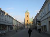 2006 р. Костел у перспективі вулиці