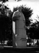 Пам’ятник М. Пирогову