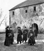 1913 (?) р. Готовий «ренесансний портал»