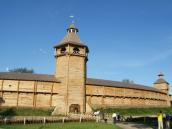 2009 р. Надбрамна башта і стіни.…