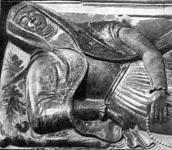 Півпостать