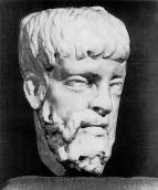 Скульптурна голова чоловіка