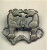 Пластина для вуздечки у формі двох…