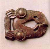 Пряжка вуздечки у формі двох…