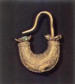 Сережка у формі човника