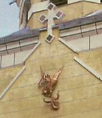 Фронтон з барельєфом “Боротьба…