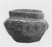 Горщик, орнаментований концентричними…