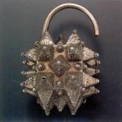 Скроневий кулон