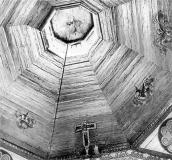 Інтер’єр центрального верху