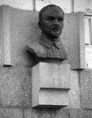 [2003 р.] Меморіальна дошка М. Холодному