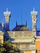 Фрагмент фасаду 3 поверху