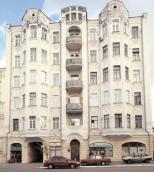 Головний фасад