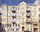 Головний фасад