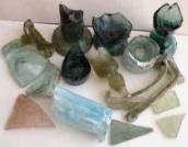 Фрагменти скляного посуду