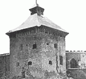 Північно-західна вежа після реставрації