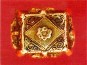 Перстень. Орнаментація щитка