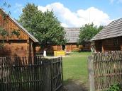 2006 р. Вигляд двору з півдня