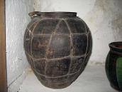 2009 р. Горщик, обтягнений дротом