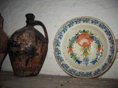 2009 р. Амфора та полив’яна тарілка
