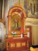 Кіот з іконою св. Миколи