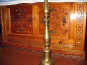 Різьблені дерев’яні панелі престола