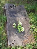 Могила М. Столярчука