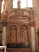 Надгробок Регіни і Софії Жолкевських