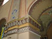 Декоративна тяга на стовпі