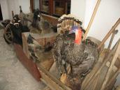 Опудала тварин та селянське начиння