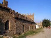 2004 р. Мур між баштами Коррадо Чікало…