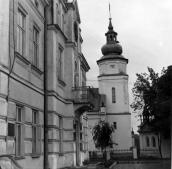 1988 р. Фасад в ракурсі