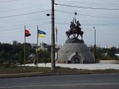 Пам’ятник Максиму Залізняку та Івану…