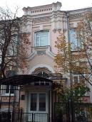 Центральна частина фасаду по вул.…