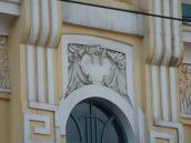 Сецесійна рельєфна вставка