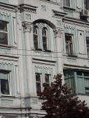 Фрагмент фасаду сходової клітки